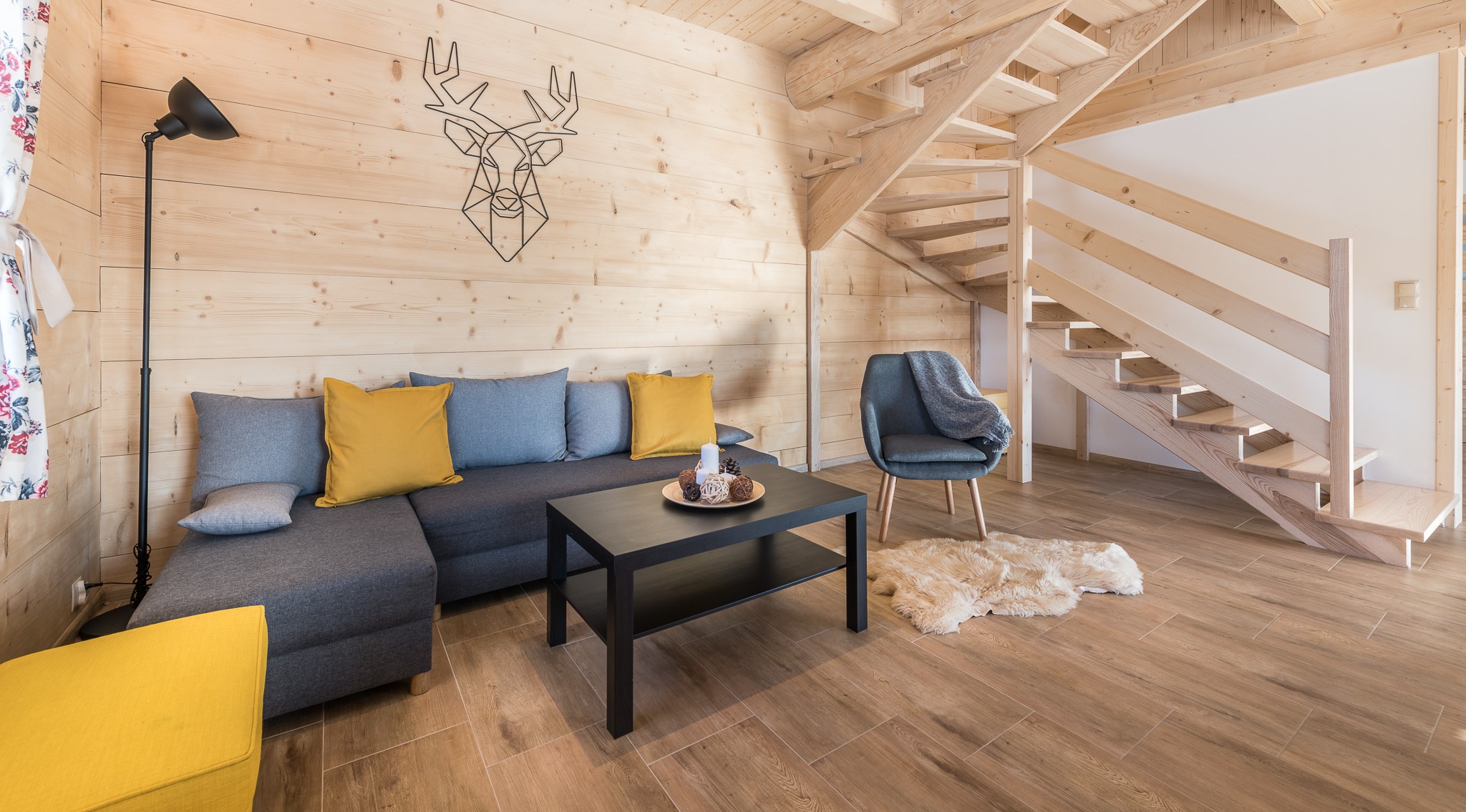 Sypialnia z balkonem